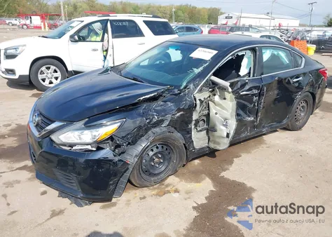 2017 Nissan Altima 2.5 S z USA, uszkodzony, nr VIN 1N4AL3AP8HC280145